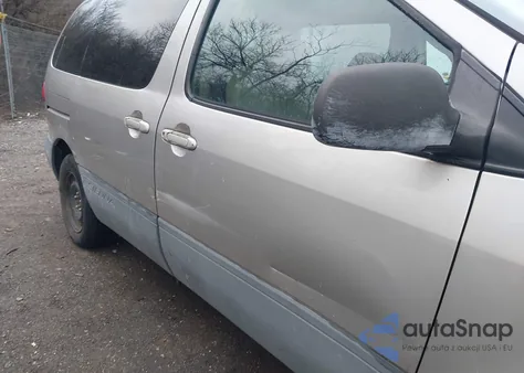 2001 Toyota Sienna Le from USA, damaged, VIN 4T3ZF13C01U377765